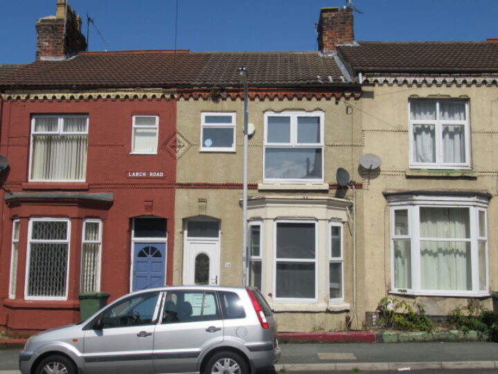 19 Larch Road, Birkenhead