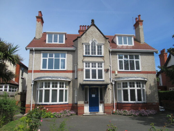 12 Warren Drive, Wallasey