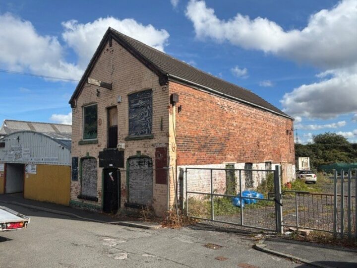 2/2A Dock Road/334 High Street, Connah's Quay
