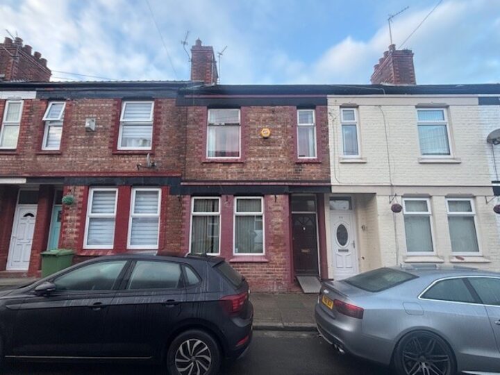 46 Lees Avenue, Birkenhead