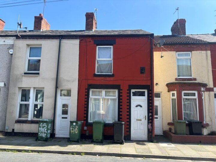 47 Parkside Road, Birkenhead